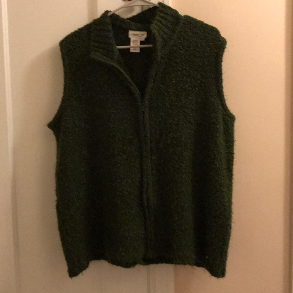 Cold water green vest